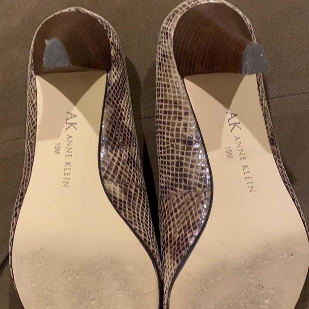 Anne Klein Iflex Python-Embossed Leather Pumps - image 5